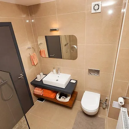 Sunny Apartman *